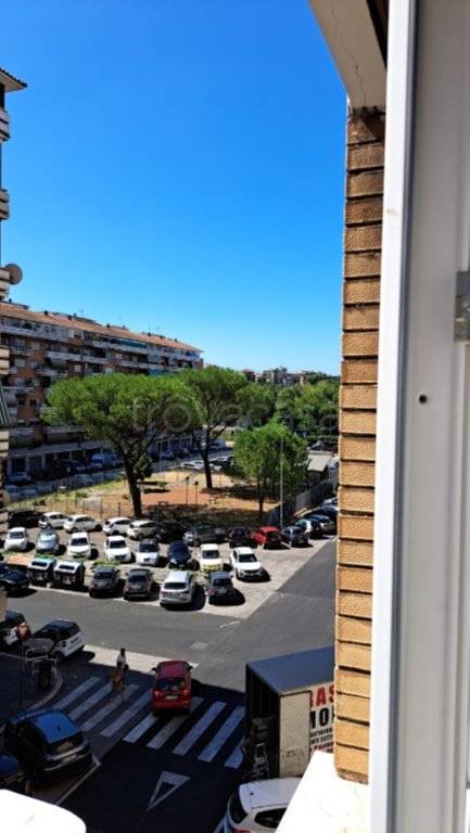 appartamento in vendita a Roma in zona Monte Sacro/Talenti