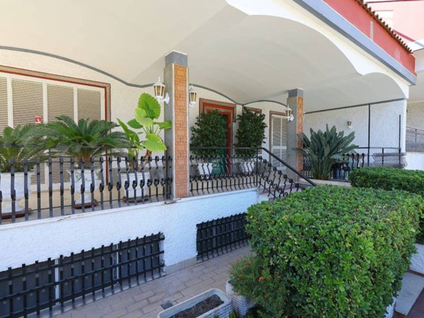 casa indipendente in vendita a Roma in zona Gianicolense