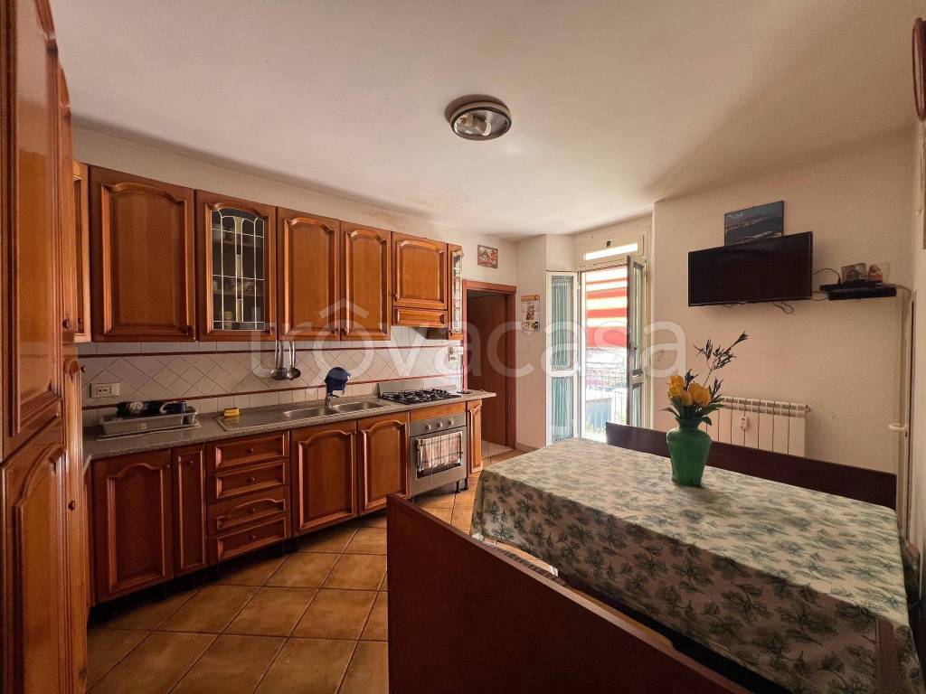 appartamento in vendita a Roma in zona Portuense