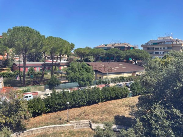 appartamento in vendita a Roma in zona Portuense