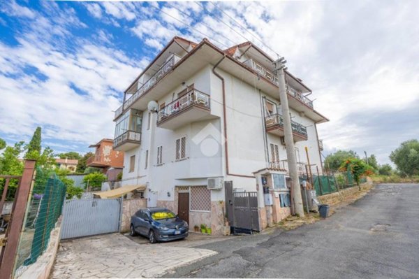 appartamento in vendita a Roma in zona Prenestino-Labicano
