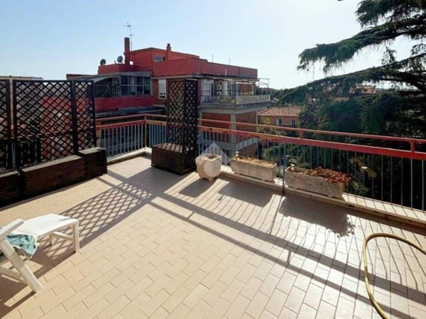 appartamento in vendita a Roma