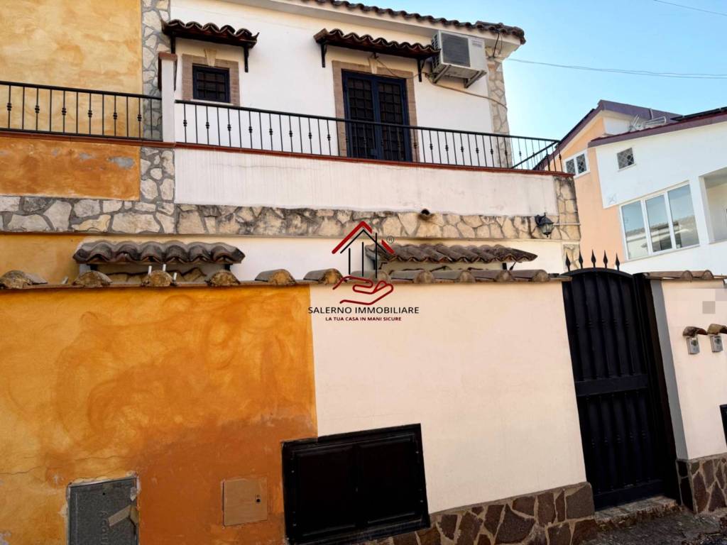 appartamento in vendita a Roma in zona Dragona/Bagnoletto