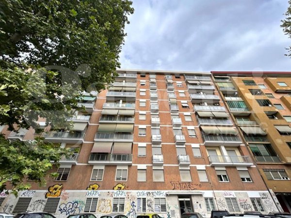 appartamento in vendita a Roma in zona Ostiense