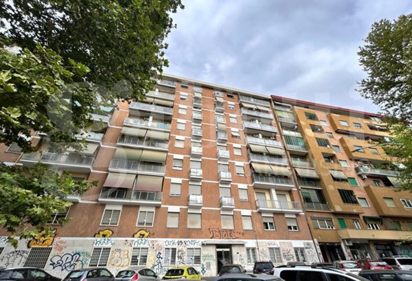appartamento in vendita a Roma in zona Ostiense