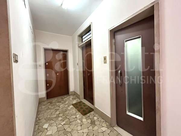 appartamento in vendita a Roma in zona Ostiense