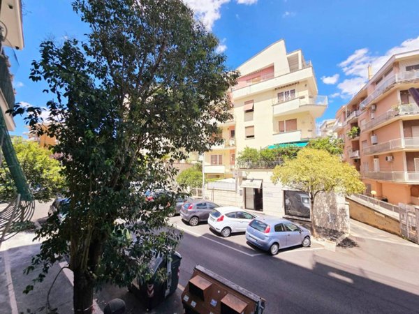 appartamento in vendita a Roma in zona Gianicolense