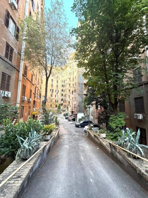 appartamento in vendita a Roma in zona Nomentano