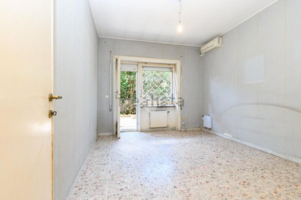 appartamento in vendita a Roma in zona Tuscolano