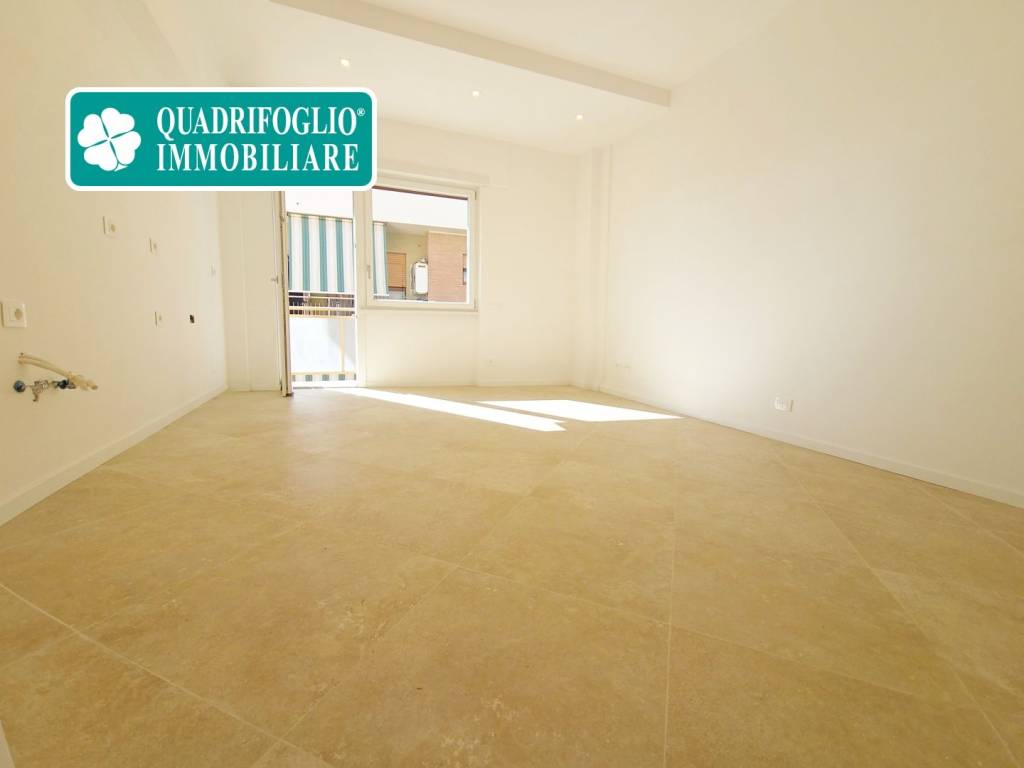 appartamento in vendita a Roma in zona Ostia