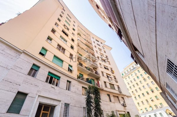 appartamento in vendita a Roma in zona Appio Latino