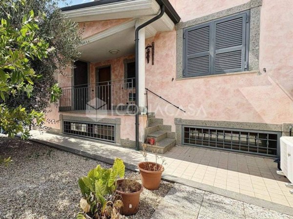 casa indipendente in vendita a Roma in zona Castelverde