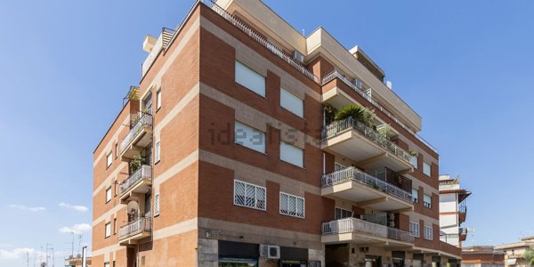 appartamento in vendita a Roma in zona Castel Giubileo