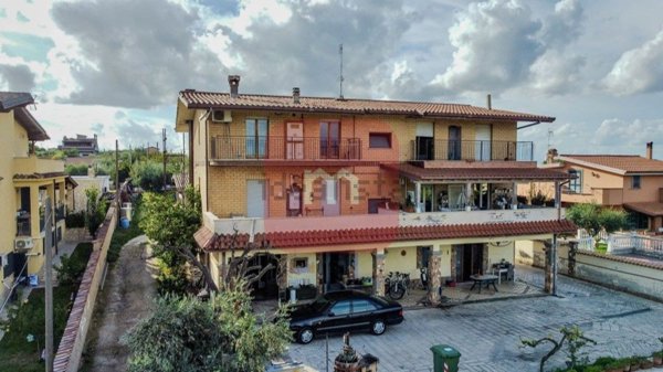 appartamento in vendita a Roma in zona Finocchio