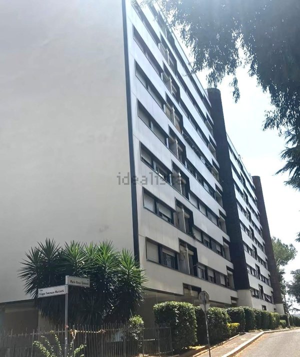 appartamento in vendita a Roma in zona Ostiense