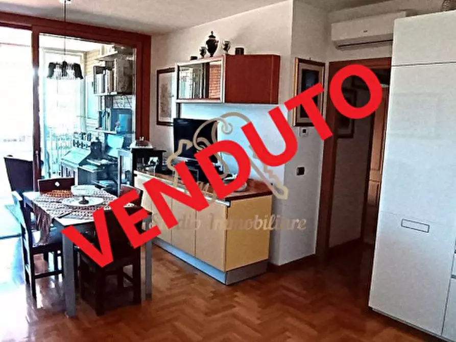 appartamento in vendita a Roma in zona Torre Gaia