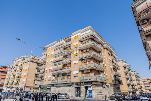 appartamento in vendita a Roma in zona Collatino