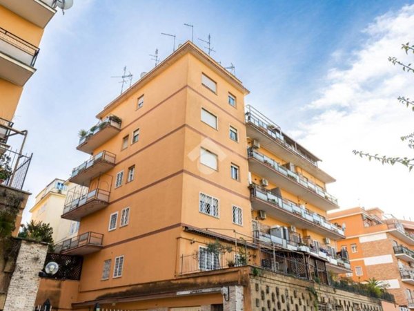 appartamento in vendita a Roma in zona Primavalle