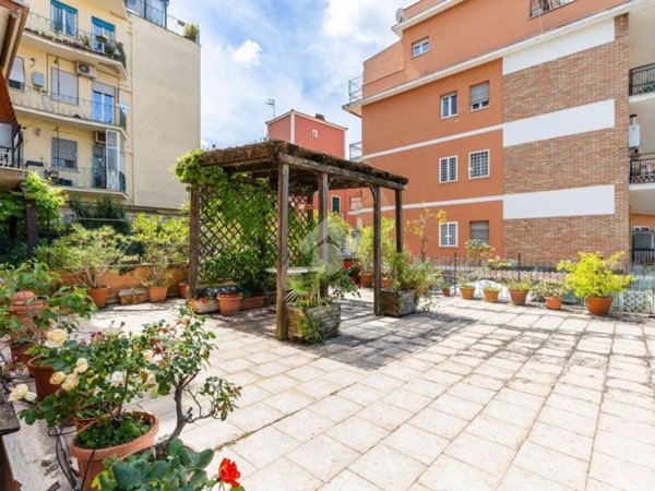 appartamento in vendita a Roma in zona Primavalle