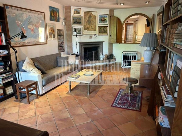 casa indipendente in vendita a Roma in zona Pantan Monastero