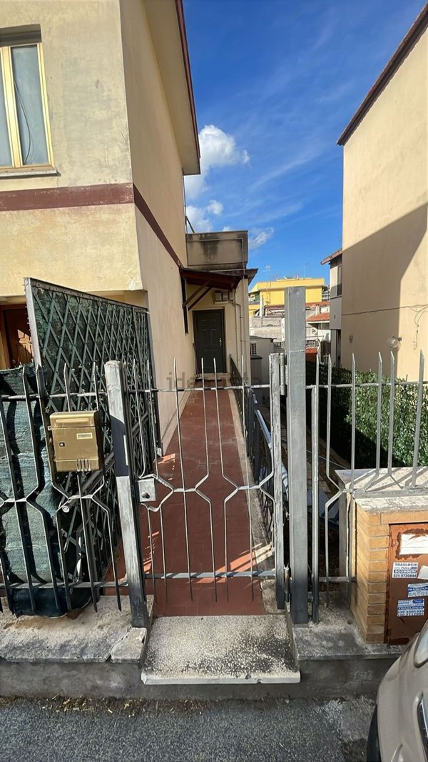 monolocale in vendita a Roma in zona Tor de' Cenci