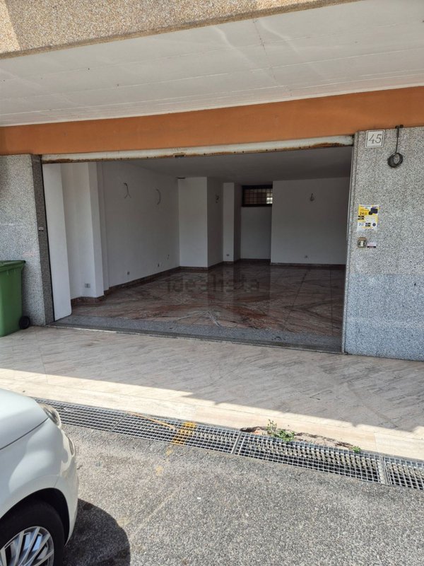 negozio in vendita a Roma