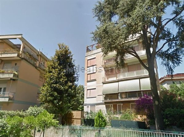 appartamento in vendita a Roma in zona Ostiense