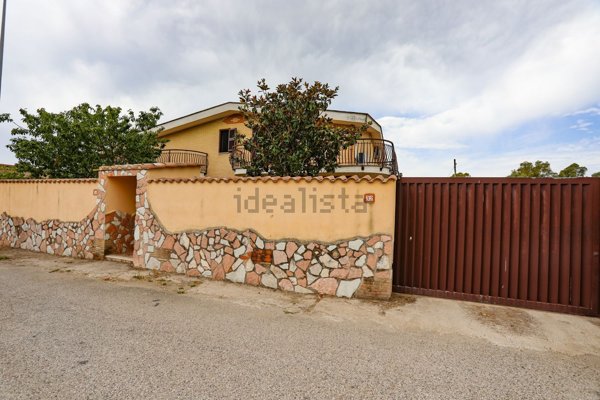 appartamento in vendita a Roma in zona Piana del Sole