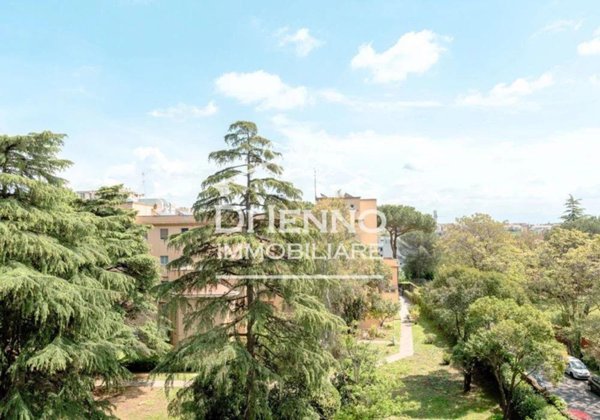 appartamento in vendita a Roma in zona Monte Sacro/Talenti