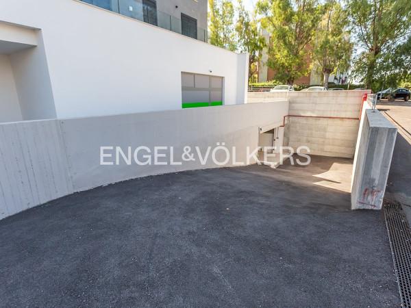 negozio in vendita a Roma in zona Massimina/Casal Lumbroso