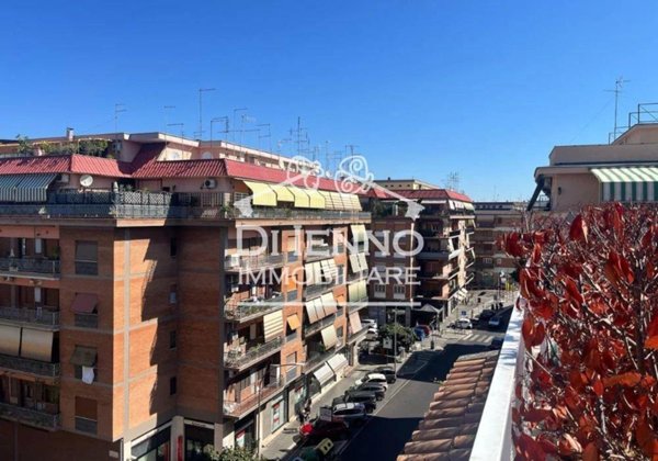 appartamento in vendita a Roma in zona Collatino