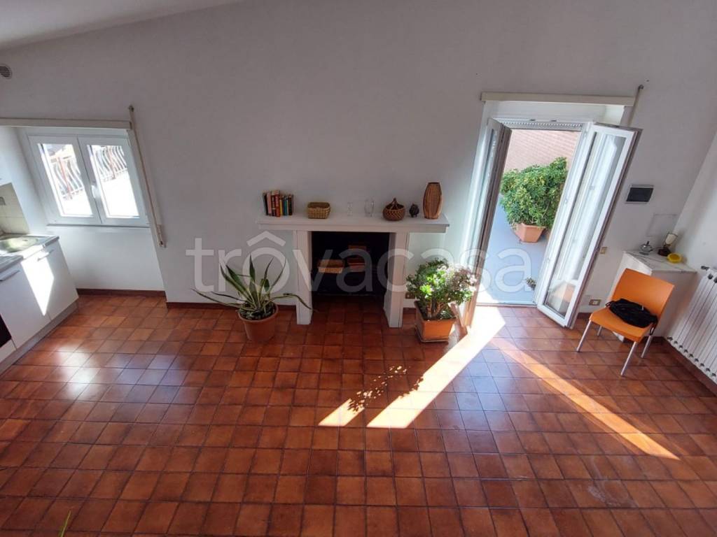appartamento in vendita a Roma in zona Casalotti