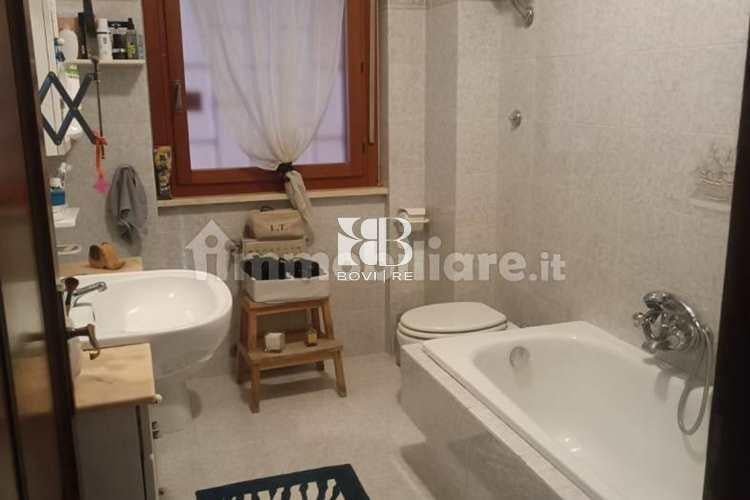 appartamento in vendita a Roma in zona Acilia