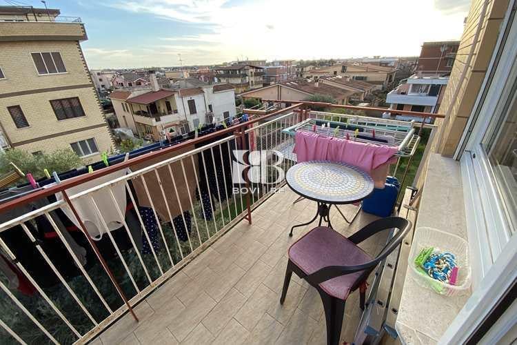 appartamento in vendita a Roma in zona Dragona/Bagnoletto
