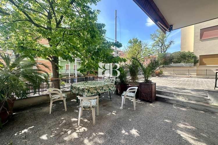 appartamento in vendita a Roma in zona Monte Sacro/Talenti
