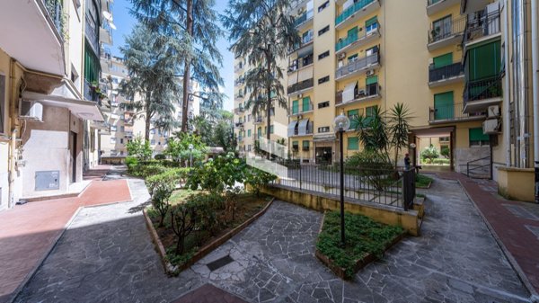 appartamento in vendita a Roma in zona Don Bosco