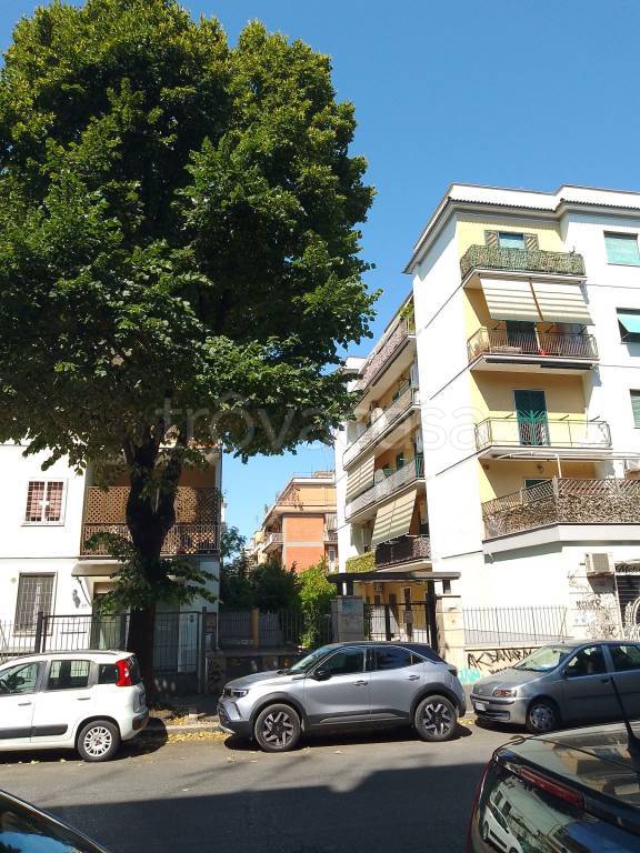 appartamento in vendita a Roma in zona Prenestino-Centocelle