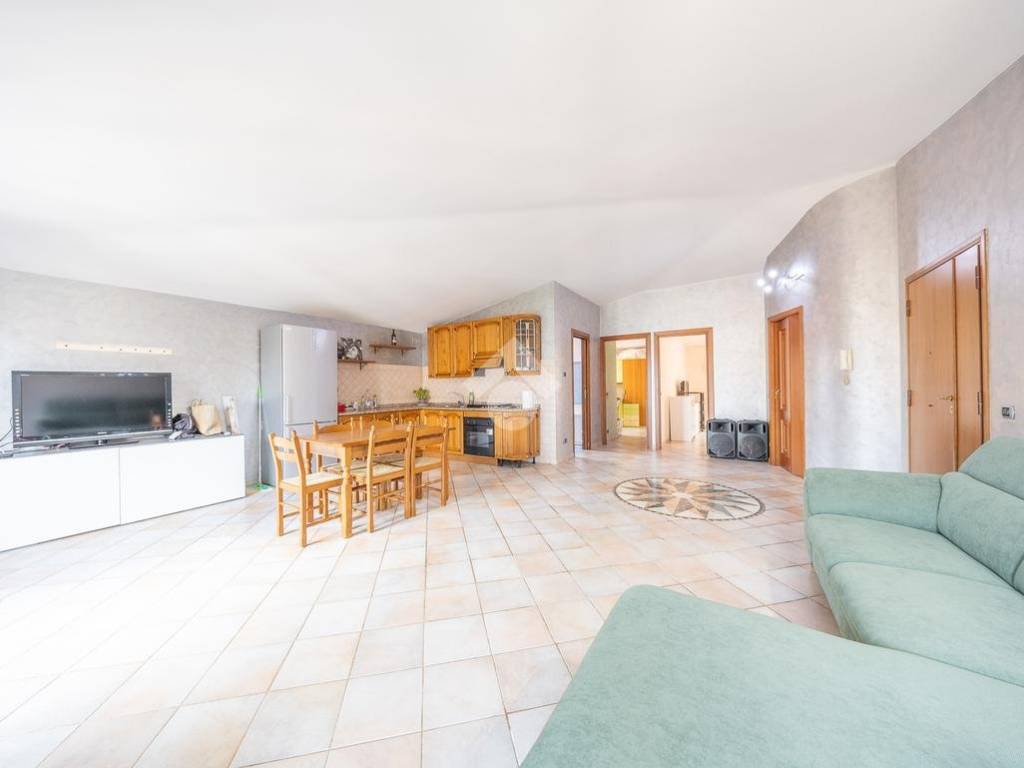 appartamento in vendita a Roma in zona Finocchio