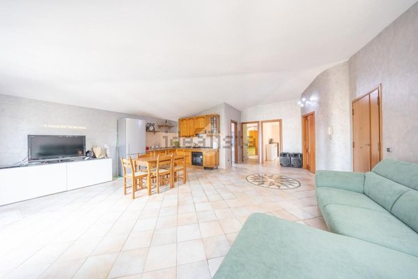 appartamento in vendita a Roma in zona Finocchio