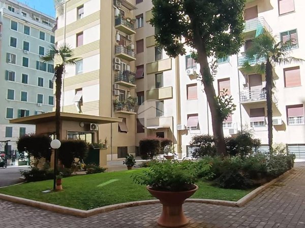appartamento in vendita a Roma in zona Appio Latino
