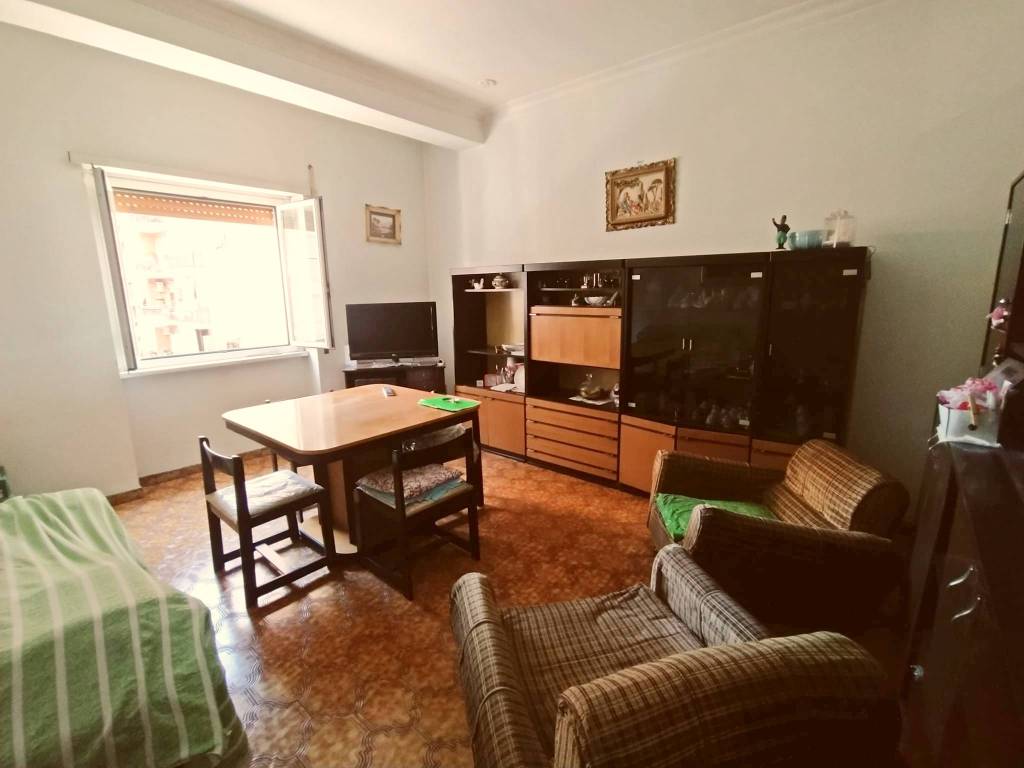 appartamento in vendita a Roma in zona Prenestino-Labicano