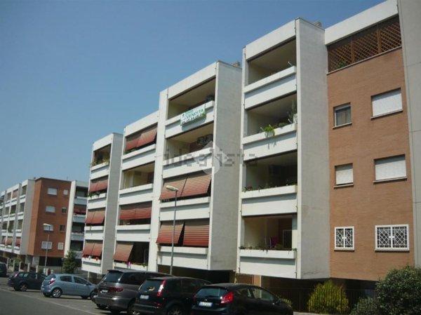 appartamento in vendita a Roma in zona Ponte di Nona