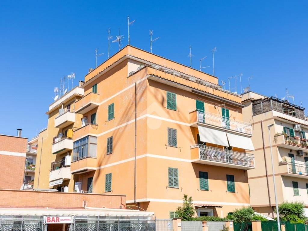 appartamento in vendita a Roma in zona Primavalle
