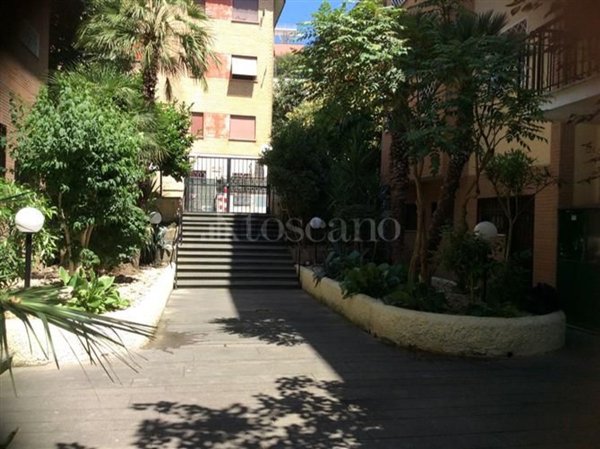 appartamento in vendita a Roma in zona Tor di Quinto