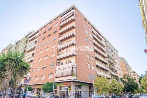 appartamento in vendita a Roma in zona Tuscolano