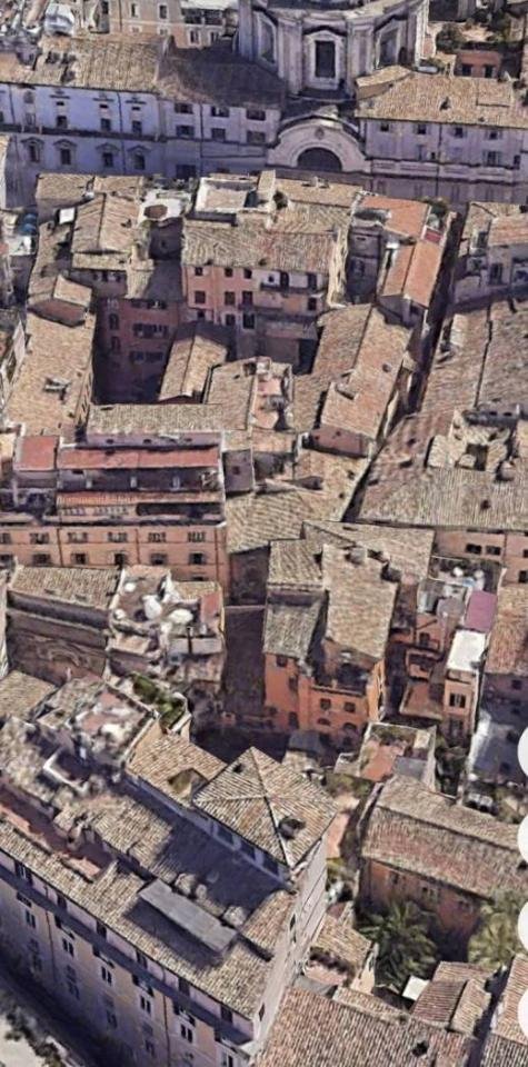 locale commerciale in vendita a Roma in zona Parione/Sant'Eustachio