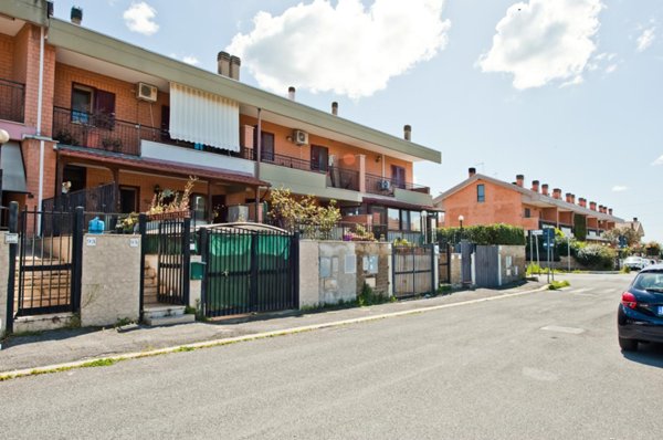 casa indipendente in vendita a Roma in zona Olgiata