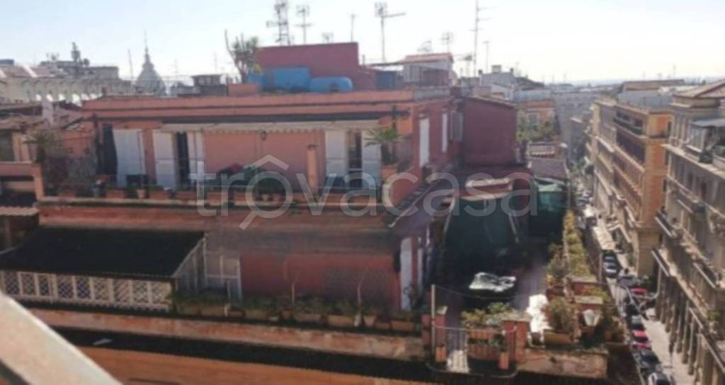 appartamento in vendita a Roma in zona Ludovisi/Sallustiano