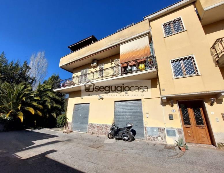 appartamento in vendita a Roma in zona Tor di Quinto