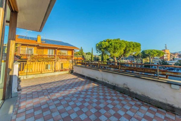 casale in vendita a Roma in zona Finocchio